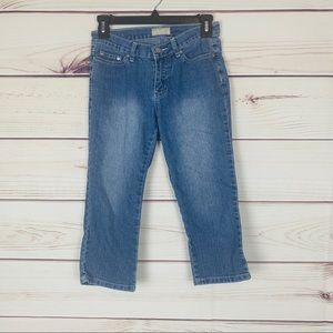 Poca Jeans women’s mid wash capri pants si…
